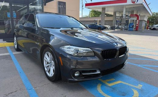 2016 BMW 528i