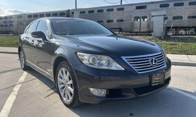 2010 Lexus LS 460