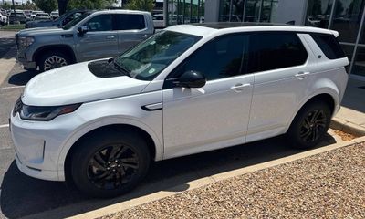 2024 Land Rover Discovery Sport S