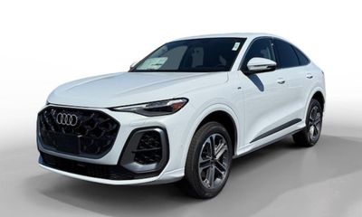 2026 Audi SQ5 Quattro Premium Plus