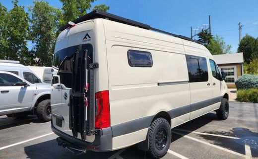 2025 Mercedes-Benz Sprinter 907