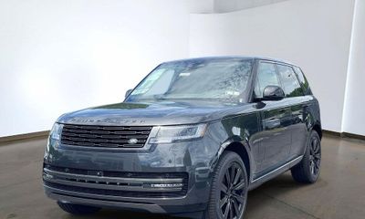 2026 Land Rover Range SE