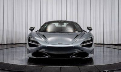 2023 McLaren 720S Spider