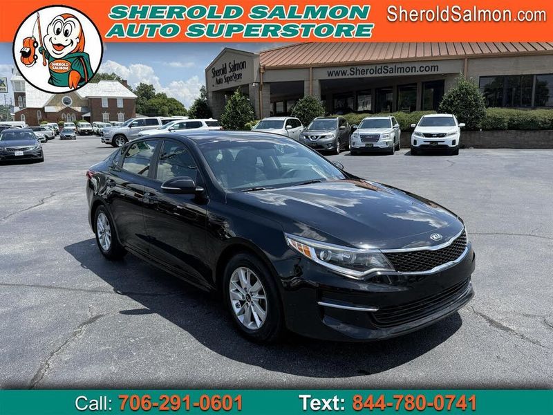 2017 Kia Optima — a typically priced live listing