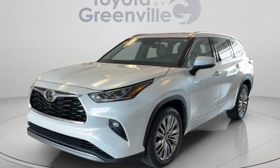 2022 Toyota Highlander Platinum
