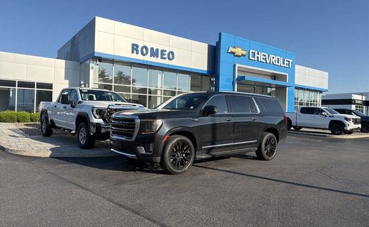 2023 GMC Yukon XL SLT