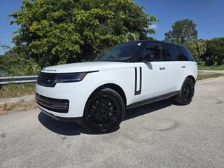 2026 Land Rover Range SE