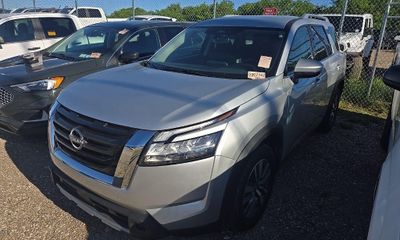 2025 Nissan Pathfinder SL
