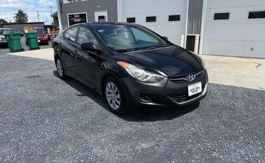 2012 Hyundai Elantra GLS Middle Grade