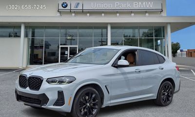 2024 BMW X4 xDrive30i