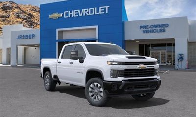 2024 Chevrolet Silverado HD Custom