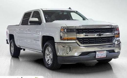 2018 Chevrolet Silverado LT