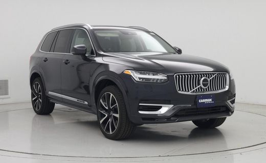 2021 Volvo XC90 Momentum