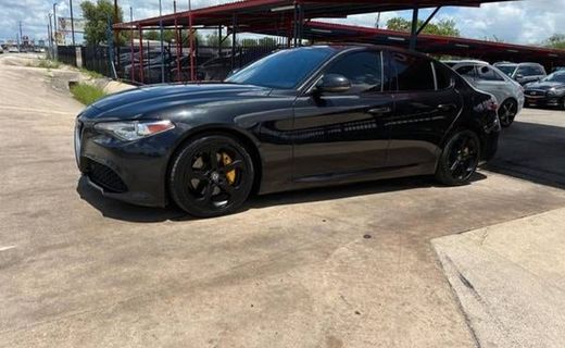 2017 Alfa Romeo Giulia 952 Base