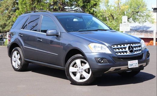 2011 Mercedes-Benz M-Class ML350