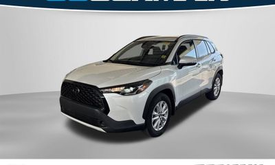 2024 Toyota Corolla Cross LE