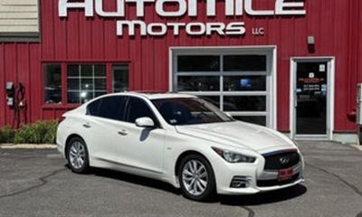 2016 Infiniti Q50 Premium