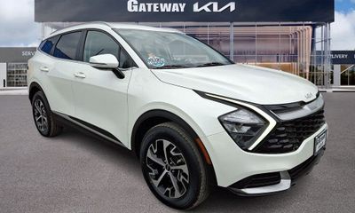 2023 Kia Sportage EX