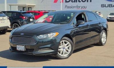 2012 Ford Fusion SE