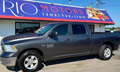 2019 Ram 1500 SLT
