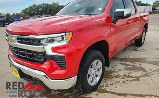 2026 Chevrolet Silverado LT
