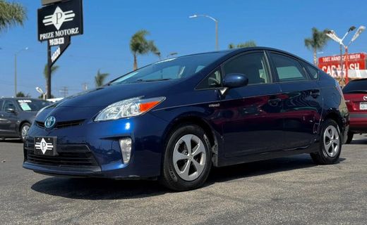 2013 Toyota Prius TWO