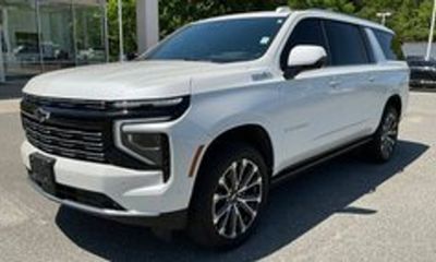 2025 Chevrolet Suburban High Country