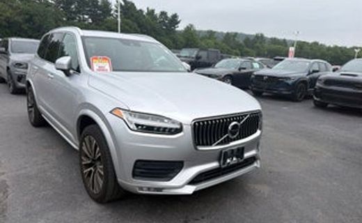 2020 Volvo XC90 Momentum