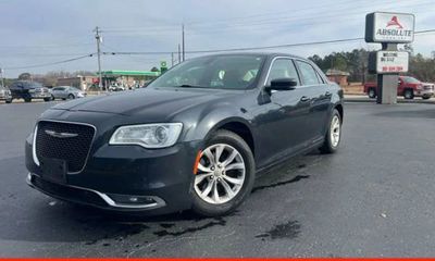 2016 Chrysler 300 Limited
