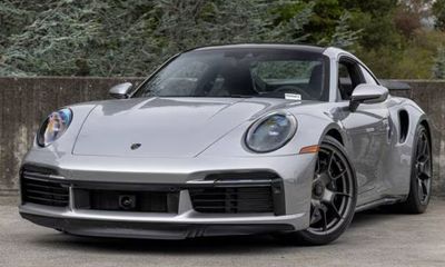 2025 Porsche 911 Turbo S