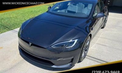 2024 Tesla Model S Plaid