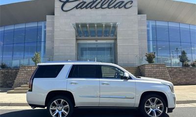 2015 Cadillac Escalade Premium