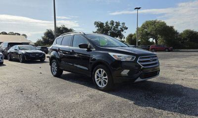 2018 Ford Escape SE