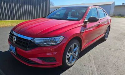 2019 Volkswagen Jetta S SE R