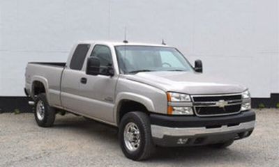 2005 Chevrolet Silverado 2500 LT Short