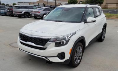 2023 Kia Seltos S Nightfall Edition