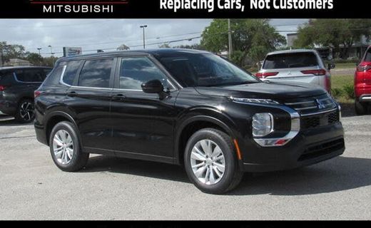 2026 Mitsubishi Outlander ES