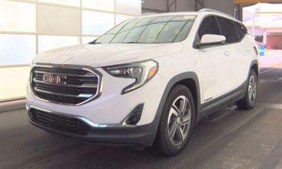 2020 GMC Terrain SLT
