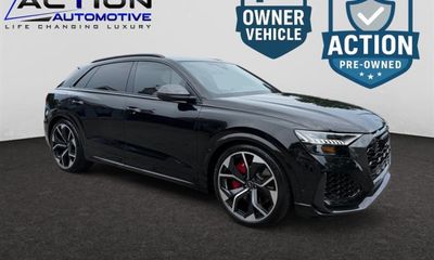 2023 Audi RS Q8 Quattro