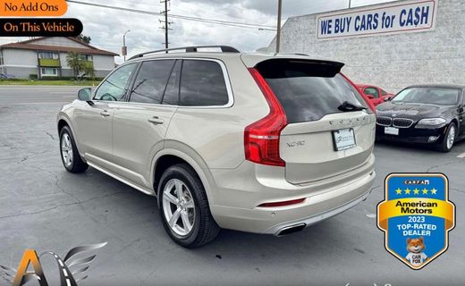 2016 Volvo XC90 Momentum