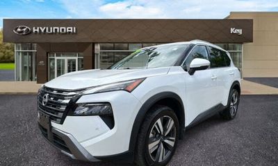 2025 Nissan Rogue SL