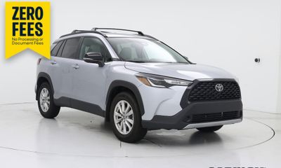 2025 Toyota Corolla Cross LE
