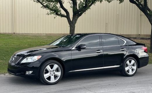 2010 Lexus LS 460