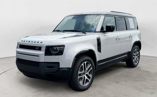 2026 Land Rover Defender 110 SE