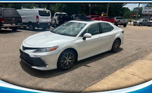 2022 Toyota Camry XLE