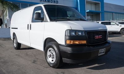 2026 GMC Savana 2500