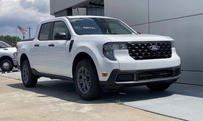 2026 Ford Maverick XLT