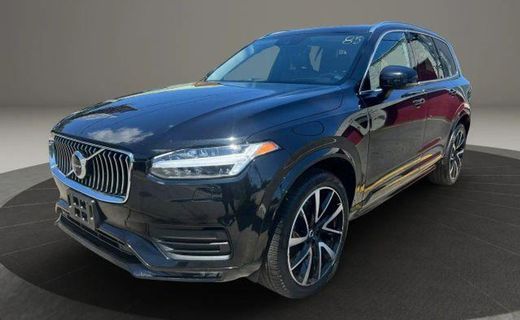2020 Volvo XC90 Momentum