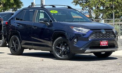 2020 Toyota RAV4 XSE HV