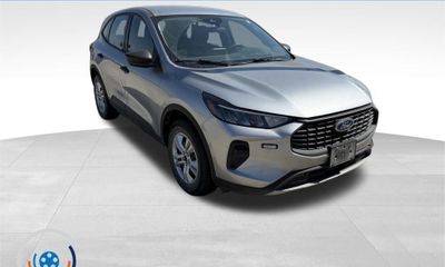 2023 Ford Escape Base